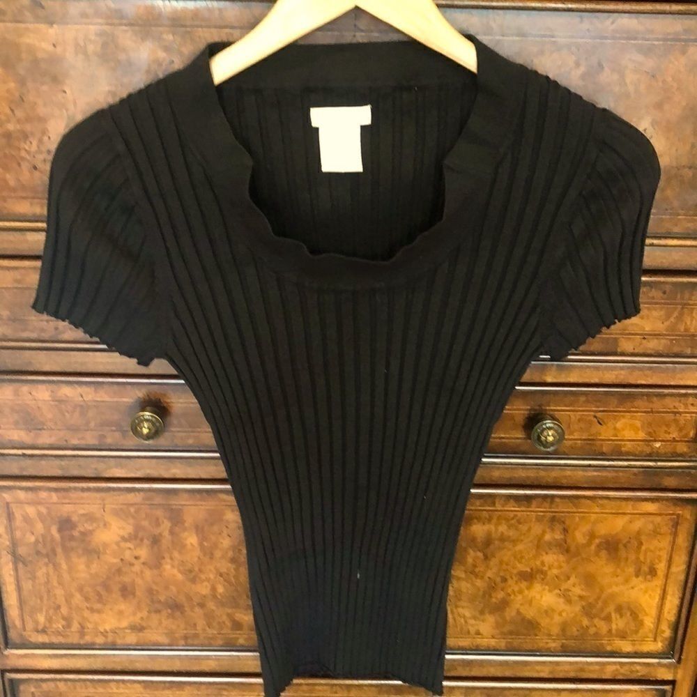 Worthington woman’s black ribbed short sleeve shirt - Picture 1 of 6